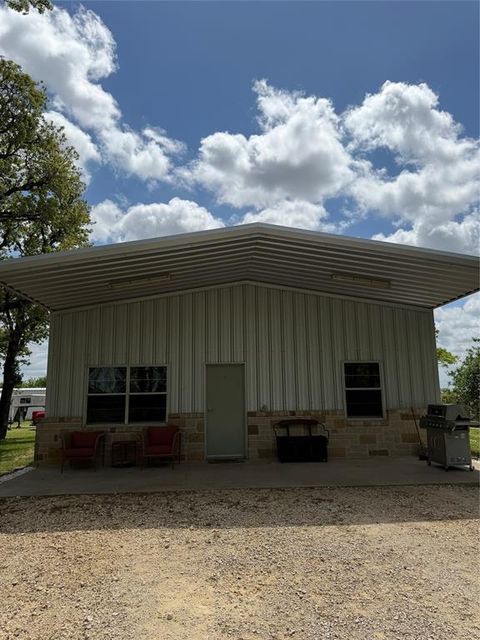 7355 County Road 456 Stephenville TX 76401