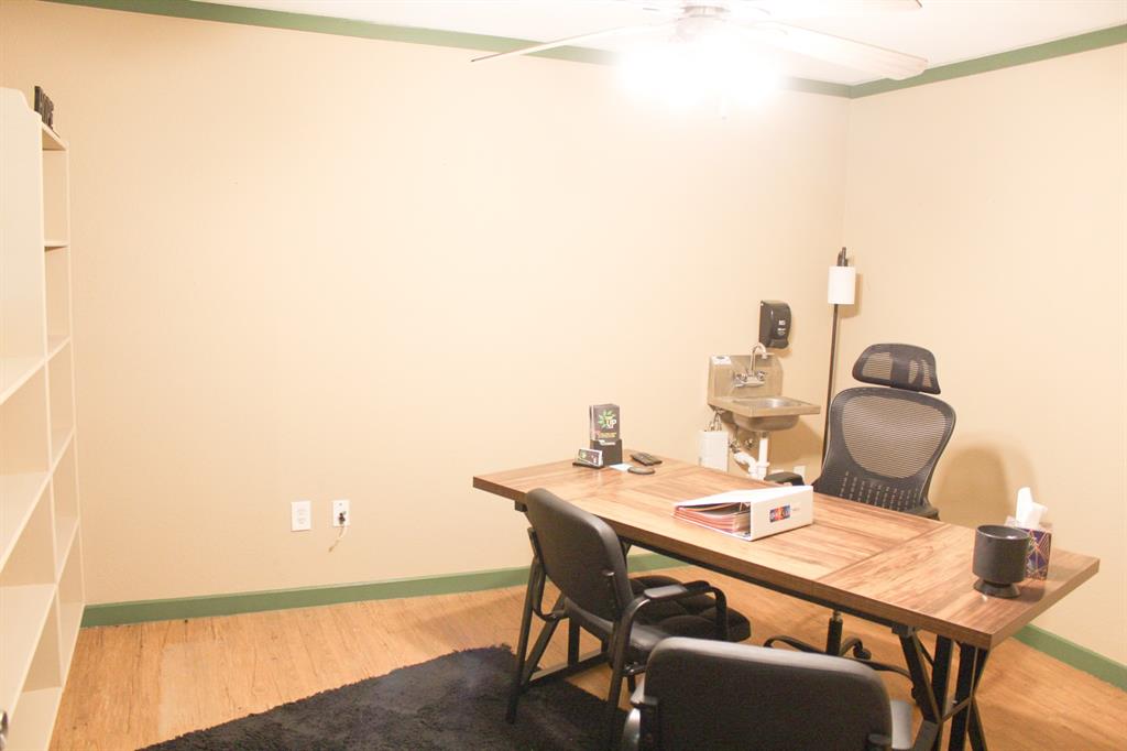 Glenn Wood Add - Commercial Sale