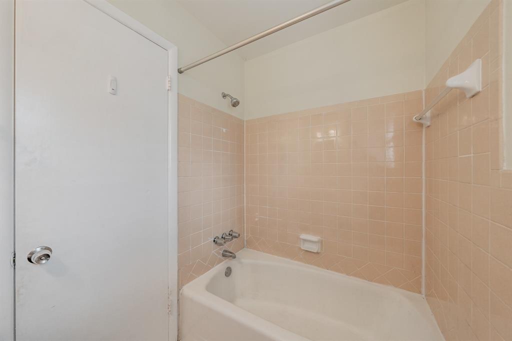 Arlington Gardens Add - Residential Lease