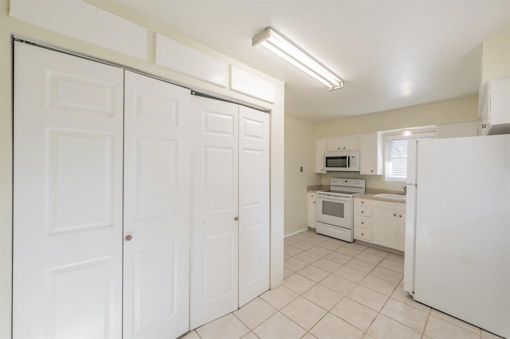 Arlington Gardens Add - Residential Lease