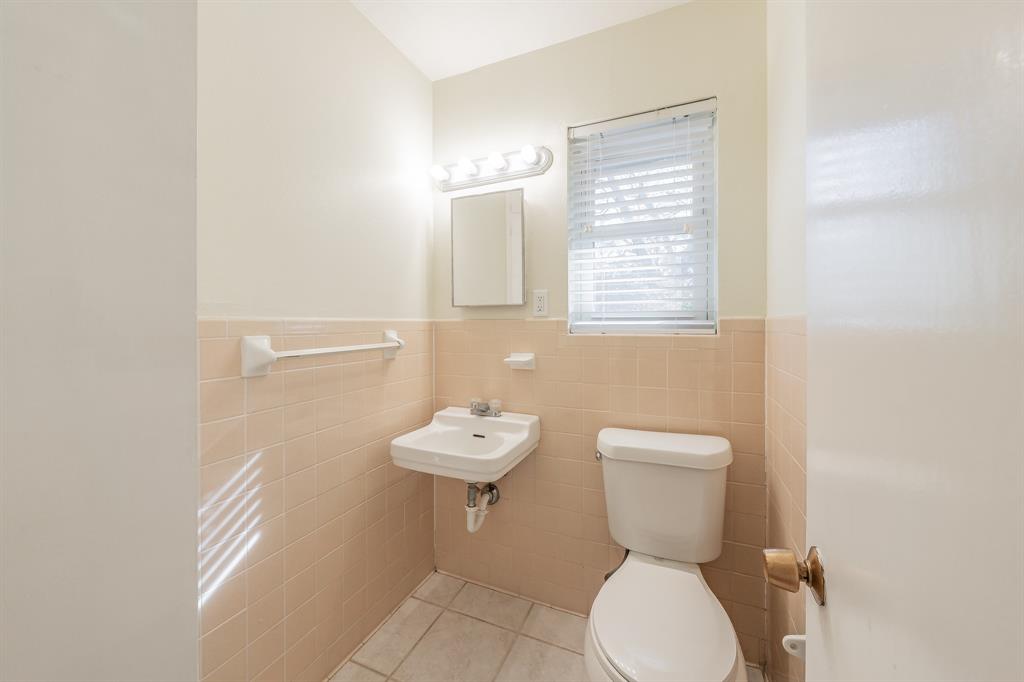 Arlington Gardens Add - Residential Lease