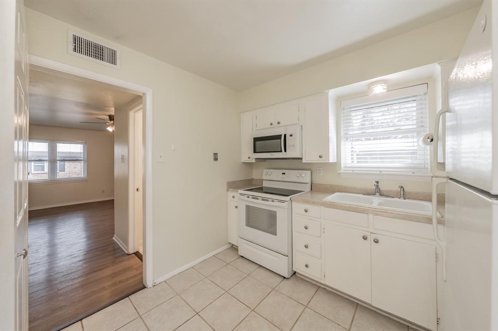 Arlington Gardens Add - Residential Lease