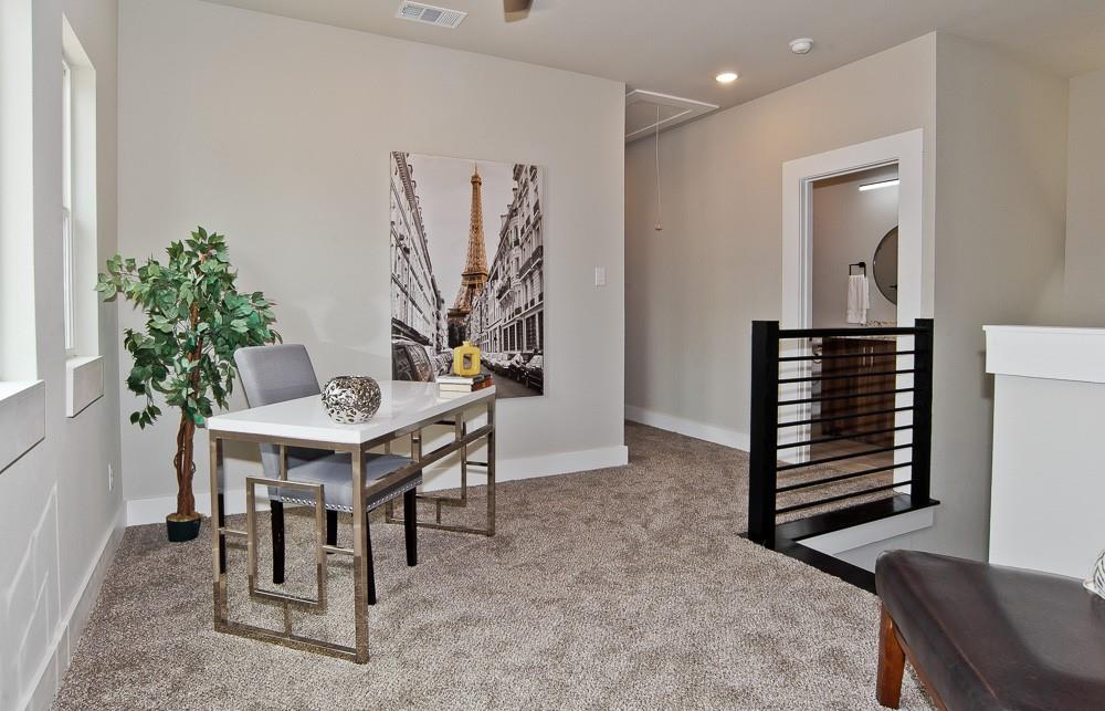 DALLAS LAND AND LOAN 3 - Residential Income