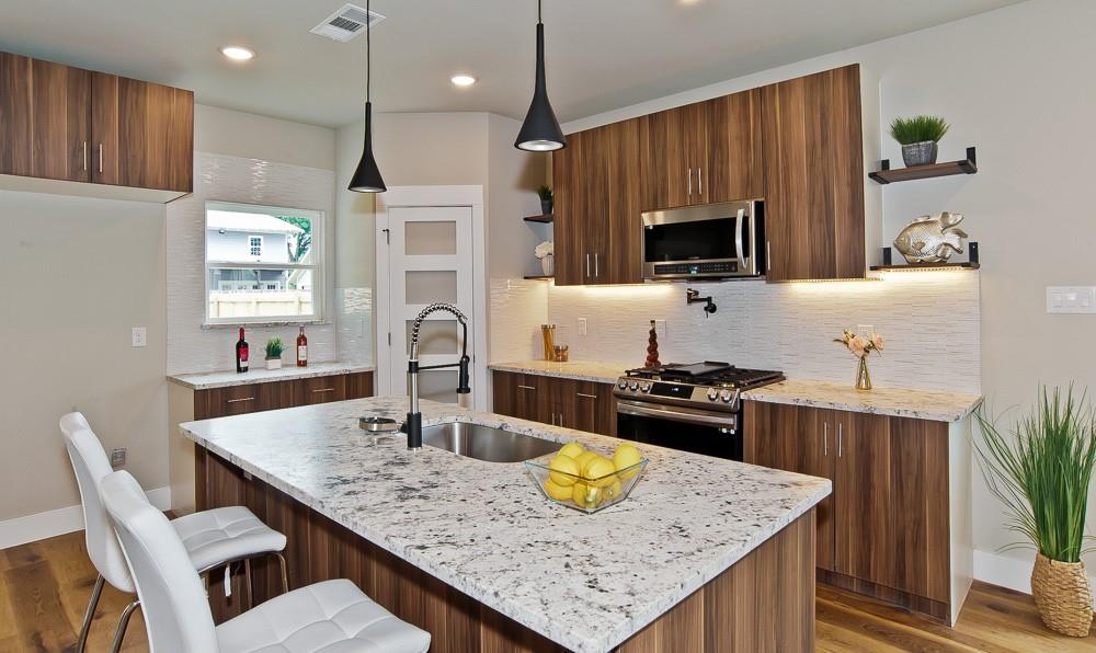 DALLAS LAND AND LOAN 3 - Residential Income