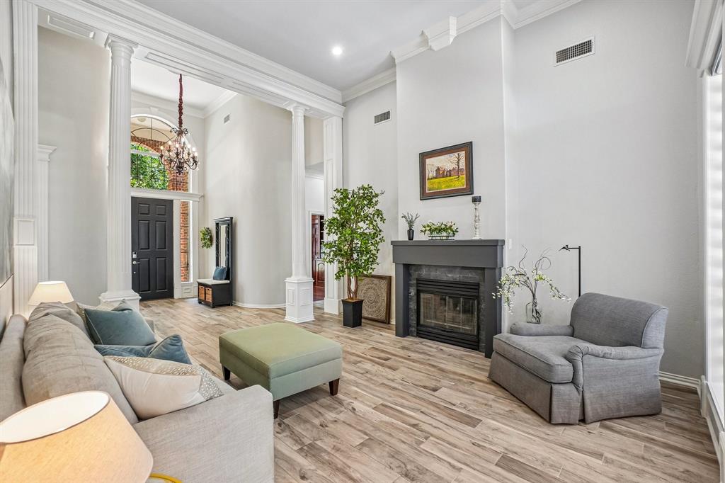 1008 Lark Haven Lane