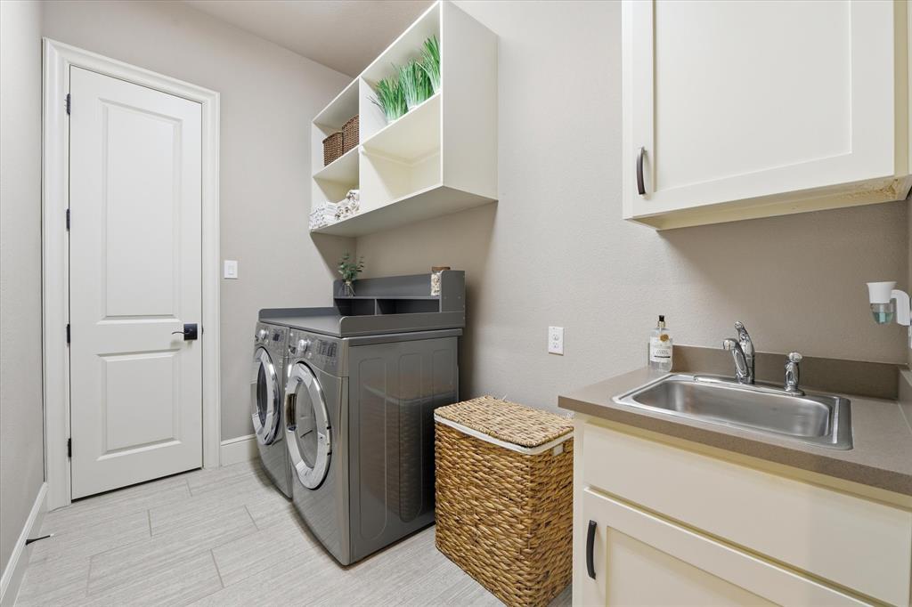 Eastwoods - Residential