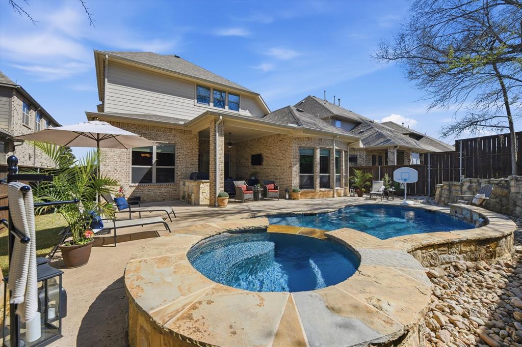 Eastwoods - Residential