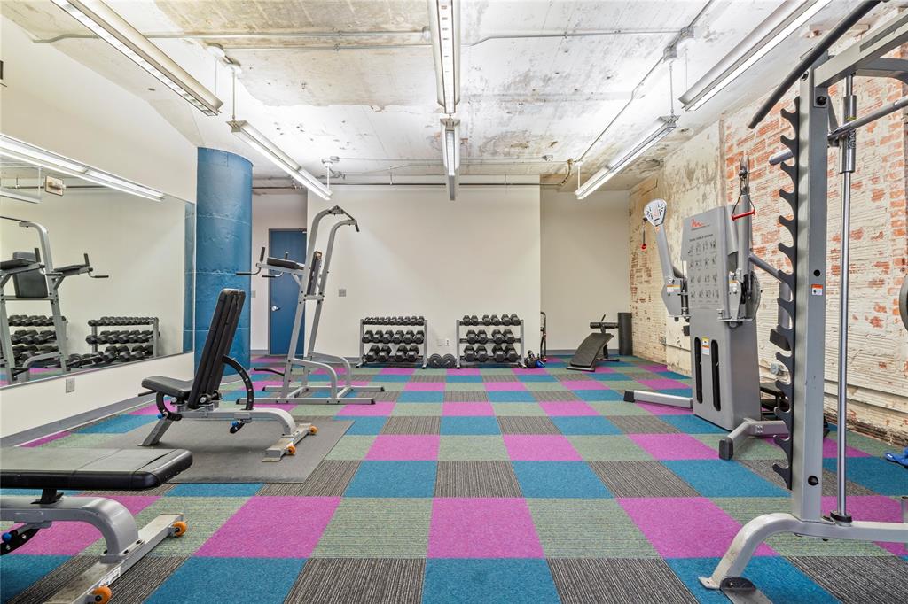 Soco Urban Loft Condo - Residential