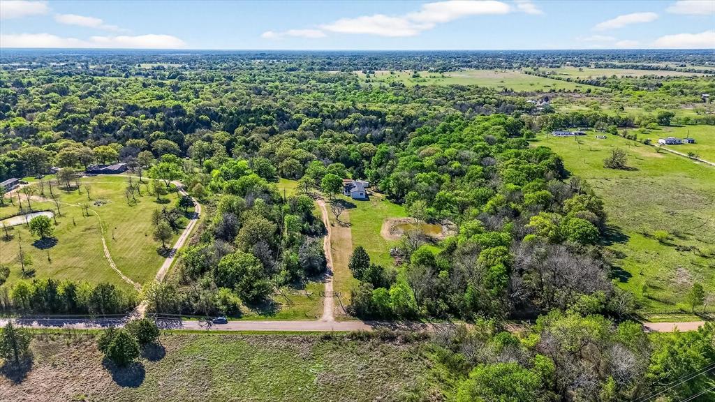 TR 15 AB 107 T BOX SUR TR 15 - Residential