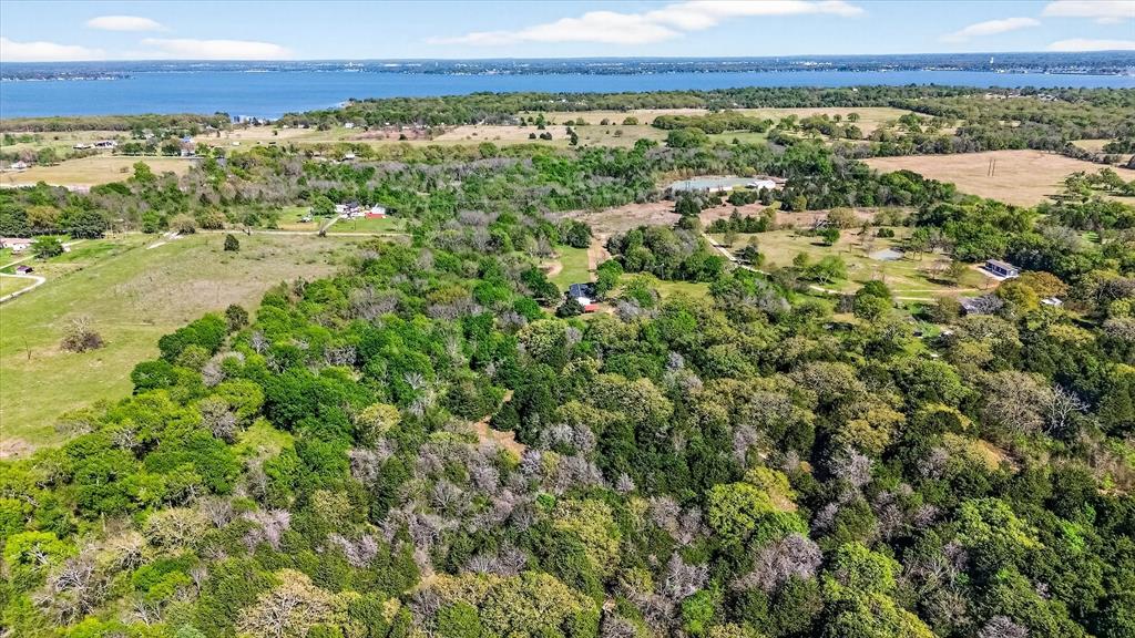 TR 15 AB 107 T BOX SUR TR 15 - Residential