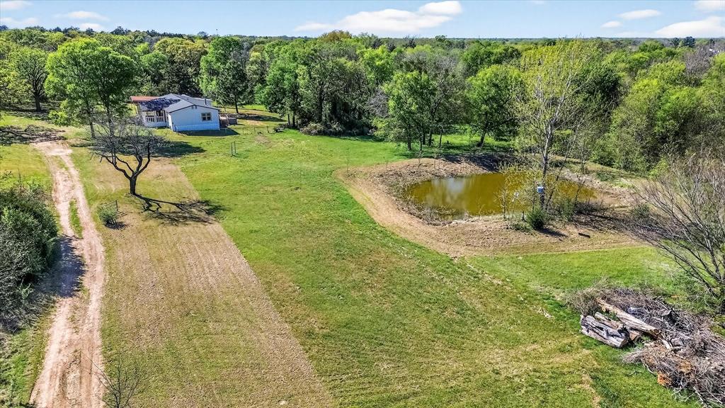 TR 15 AB 107 T BOX SUR TR 15 - Residential