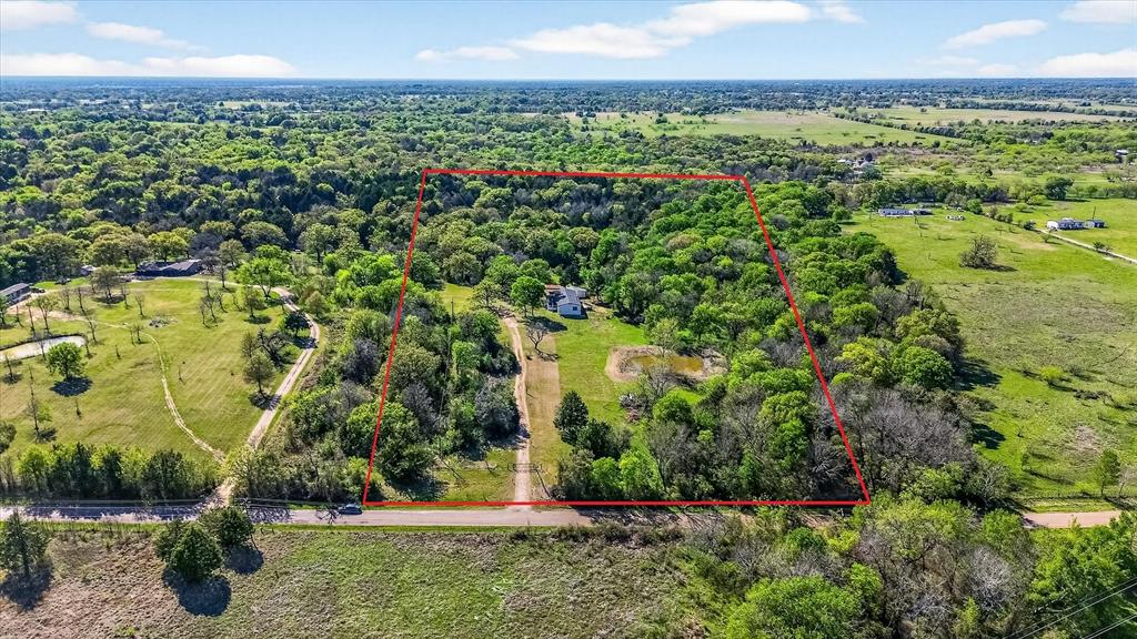 TR 15 AB 107 T BOX SUR TR 15 - Residential