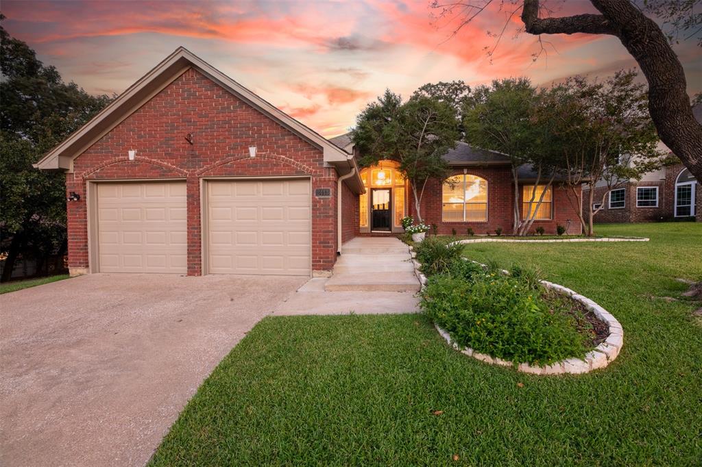 2413 Park View