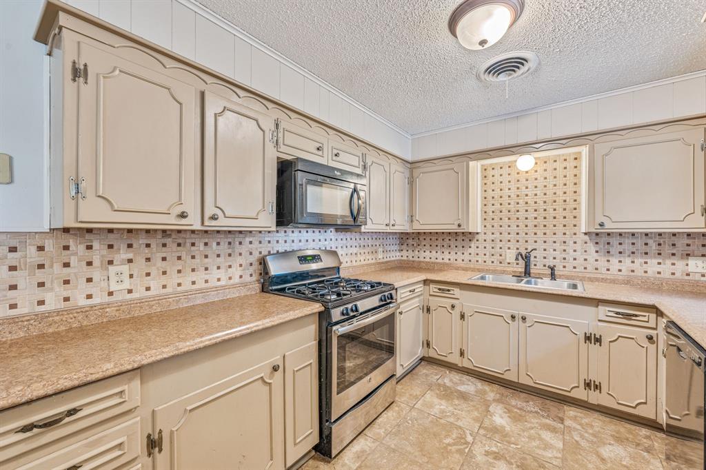 Central Deleon - Residential