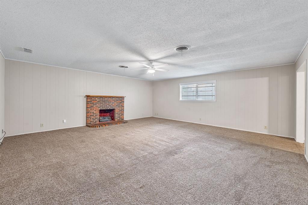 Central Deleon - Residential