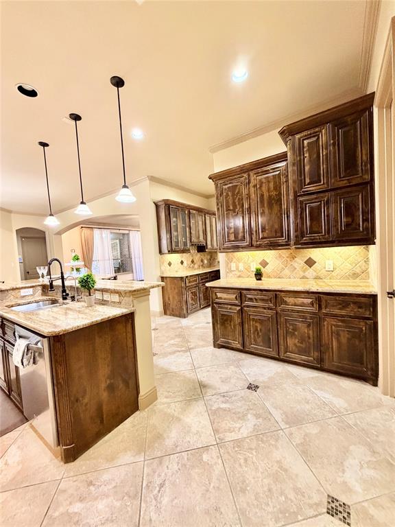 7606 Clearmeadow Lane