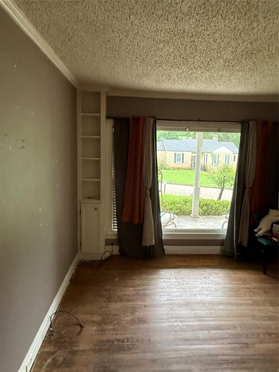 Lyne, WM - Residential