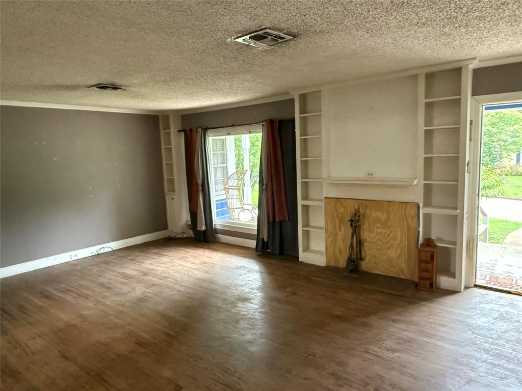 709 Highland Drive