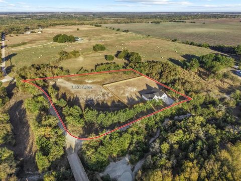 850 County Road 26750 Petty TX 75470