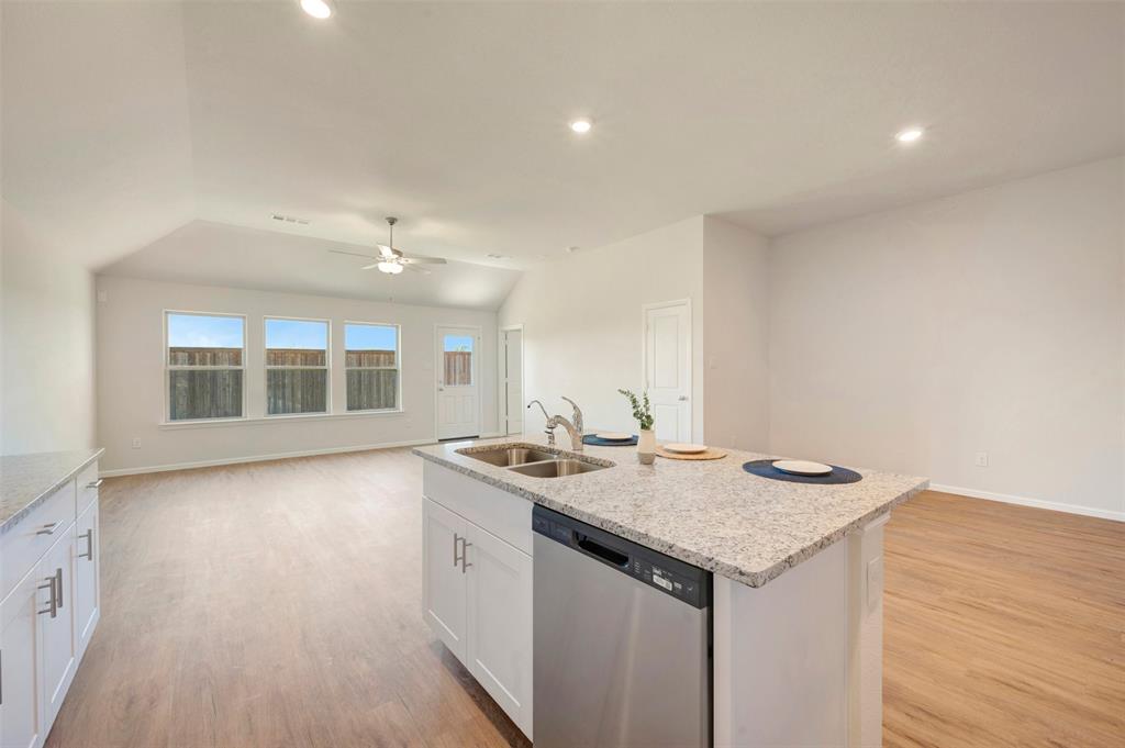 1020 Tarryhill Drive