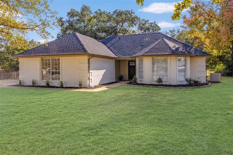 A home in Burleson