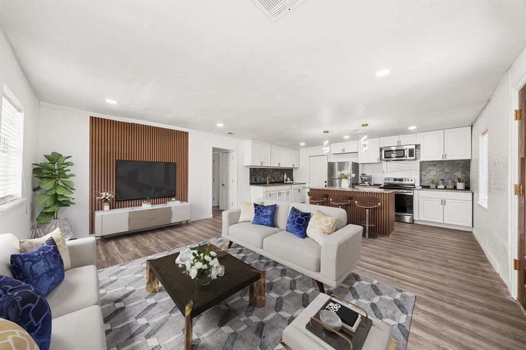 7923 S Nassau Circle