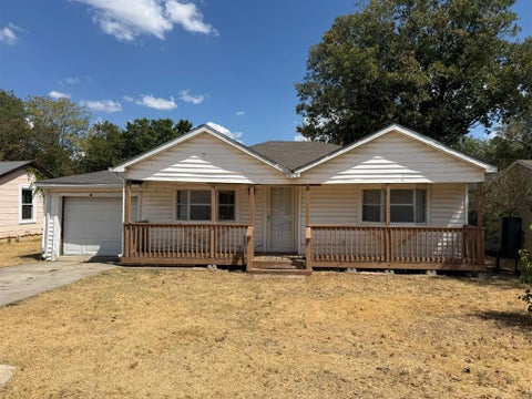 Photo of 120 N Las Vegas Trail, White Settlement, TX 76108 (MLS # 21384933)