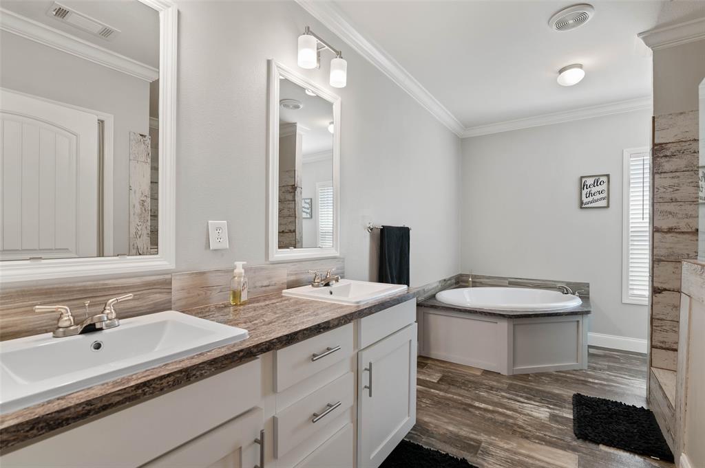 Club Lake Road Estates - Residential