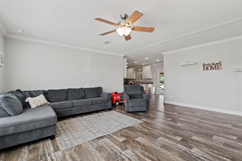 Club Lake Road Estates - Residential