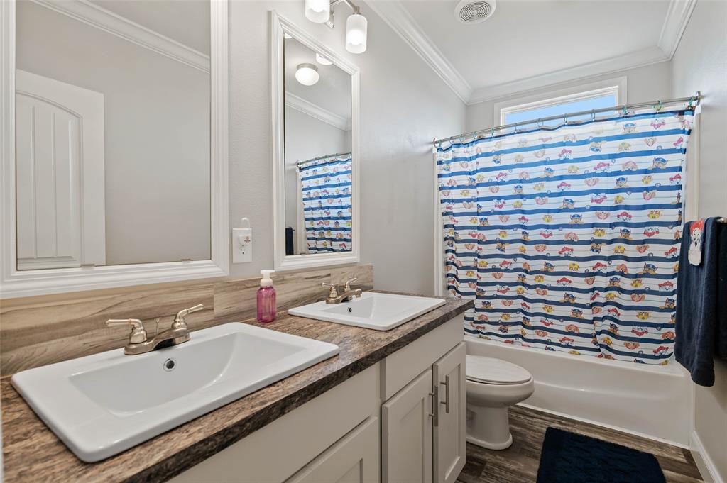 Club Lake Road Estates - Residential