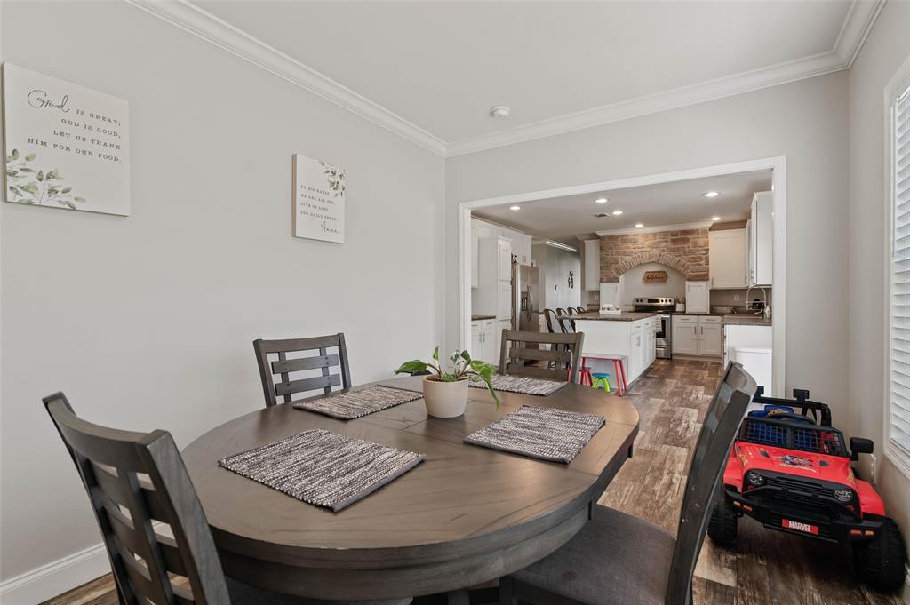 Club Lake Road Estates - Residential