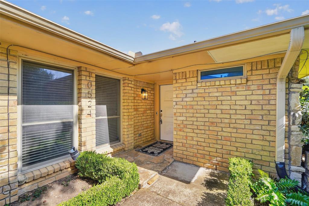 10524 Ravenscroft