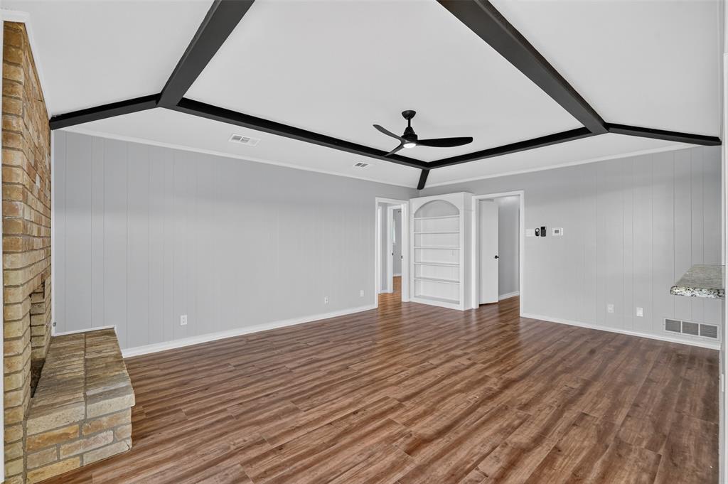 10524 Ravenscroft