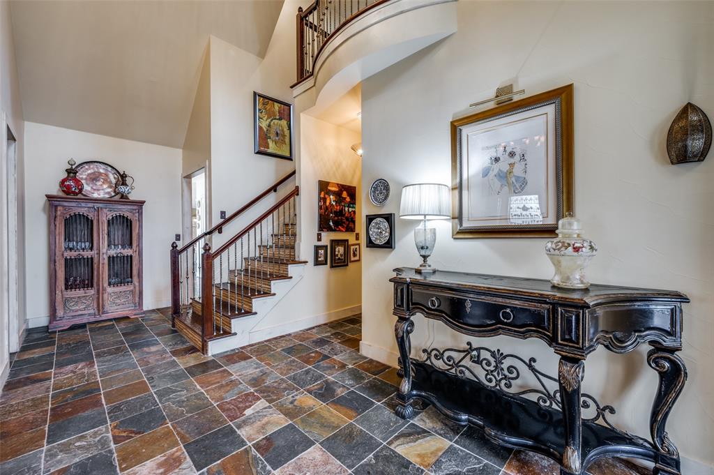 6613 Riverside Drive