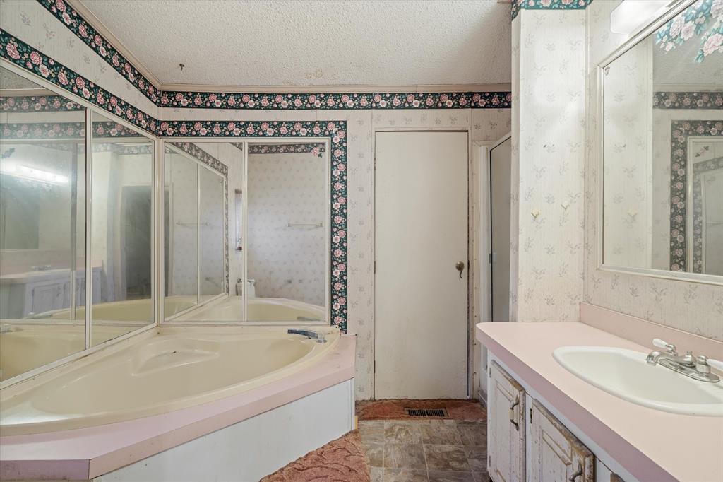 Davies Crest Ranch - Residential