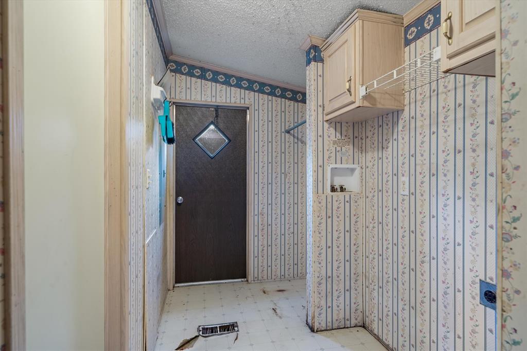 Davies Crest Ranch - Residential