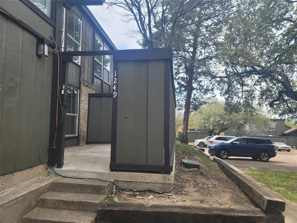 Condo Country Creek - Residential