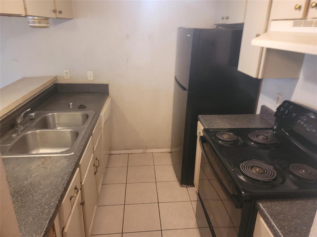 Condo Country Creek - Residential