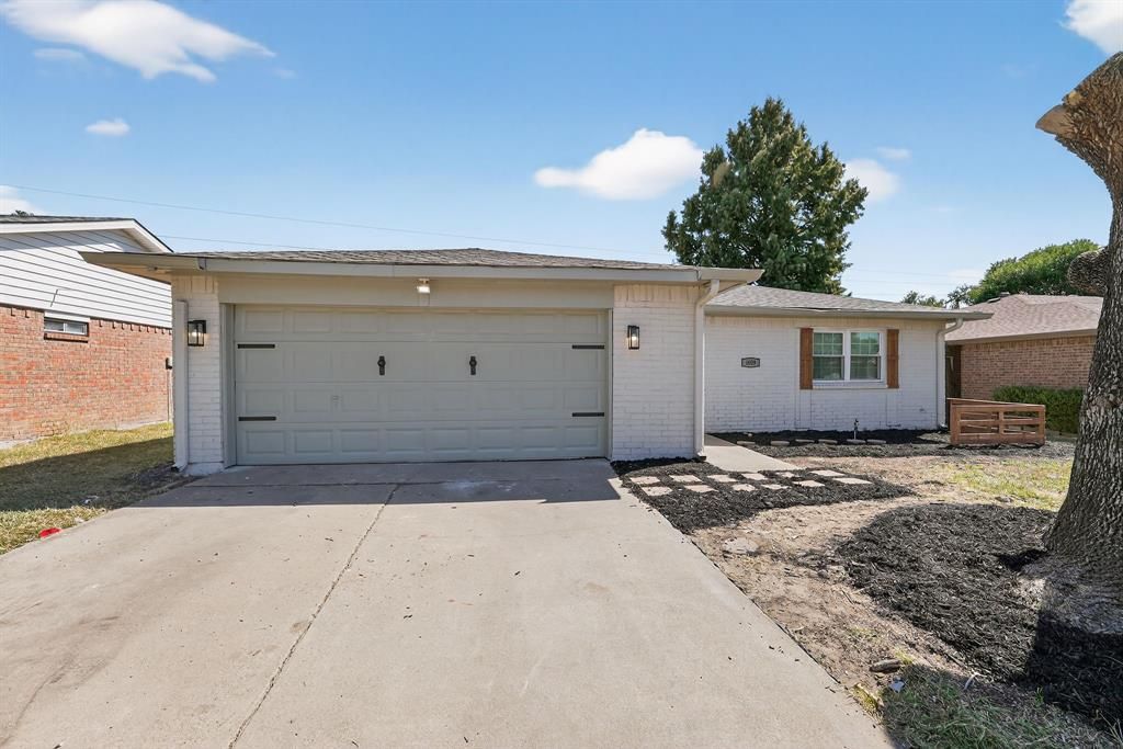 Photo of 1609 Bette Drive, Mesquite, TX 75149 (MLS # 21087389)