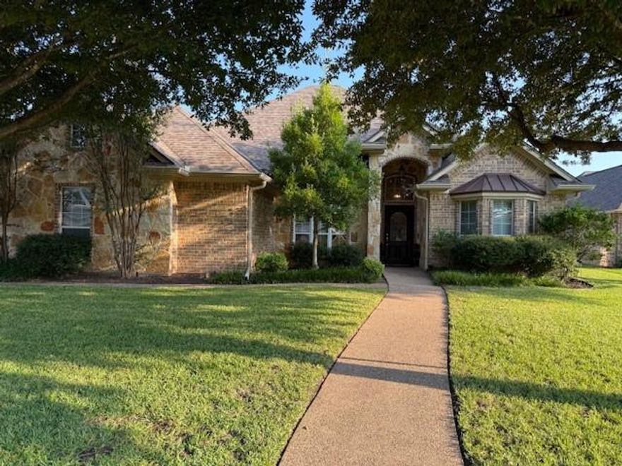 Beautiful, well-maintained Villages at Twin Rivers home ready for your family to enjoy! ** Flooring Allowance with acceptable offer** There are not many 5-bedroom homes in this area, but this one has it all, including 3.5 baths, isolated master with large walk-in closets and a jacuzzi tub. Fresh and clean- newly updated kitchen backsplash, new tile floors in the large laundry room with new light fixtures and paint throughout. The roof is only approx. 4 years old with a class 4 impact resistant 30yr. shingle. The HOA includes a pool for you to enjoy with none of the hassle of maintaining. Come take a look at this one before it gets away!