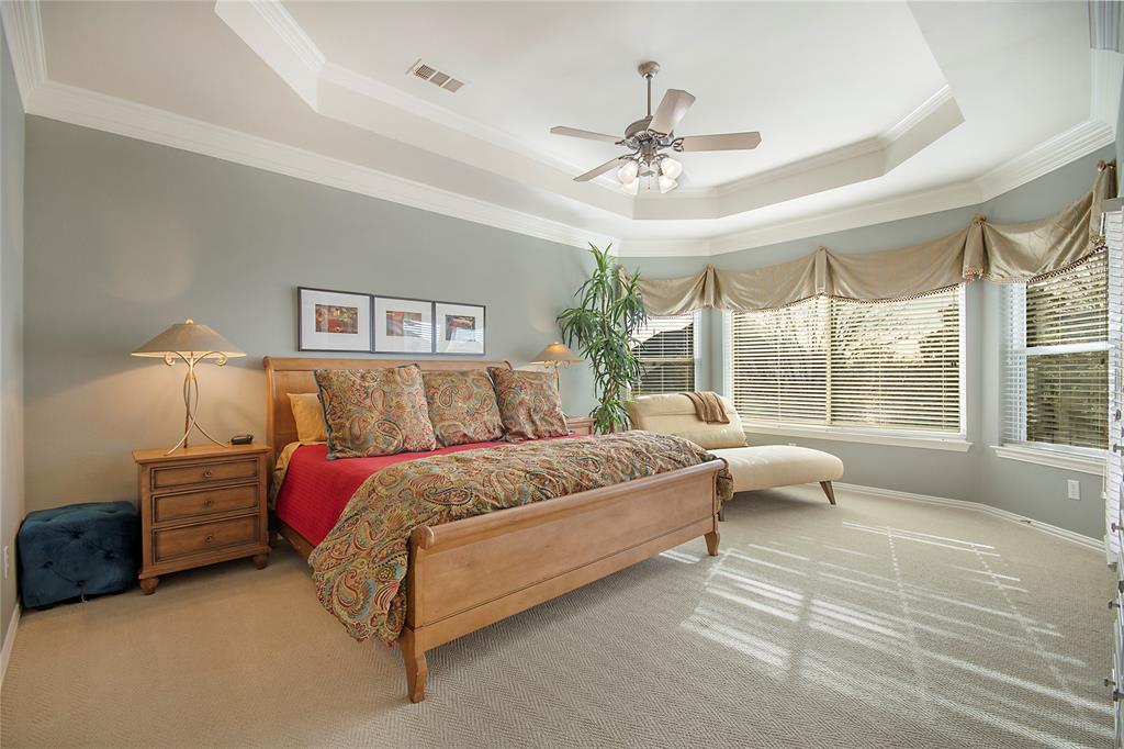 2327 Clearspring Drive N