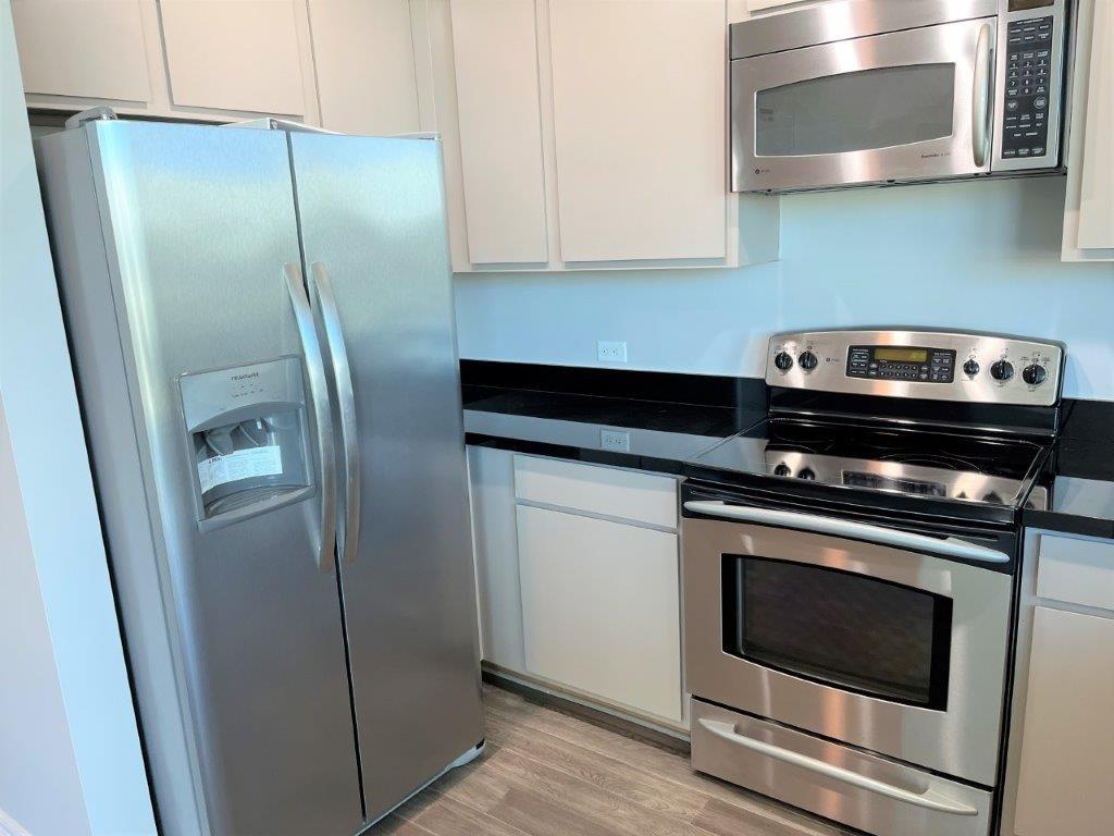 Tower Residential II Condo - Residential Lease