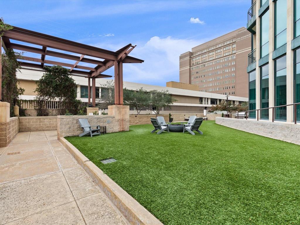 Tower Residential II Condo - Residential Lease