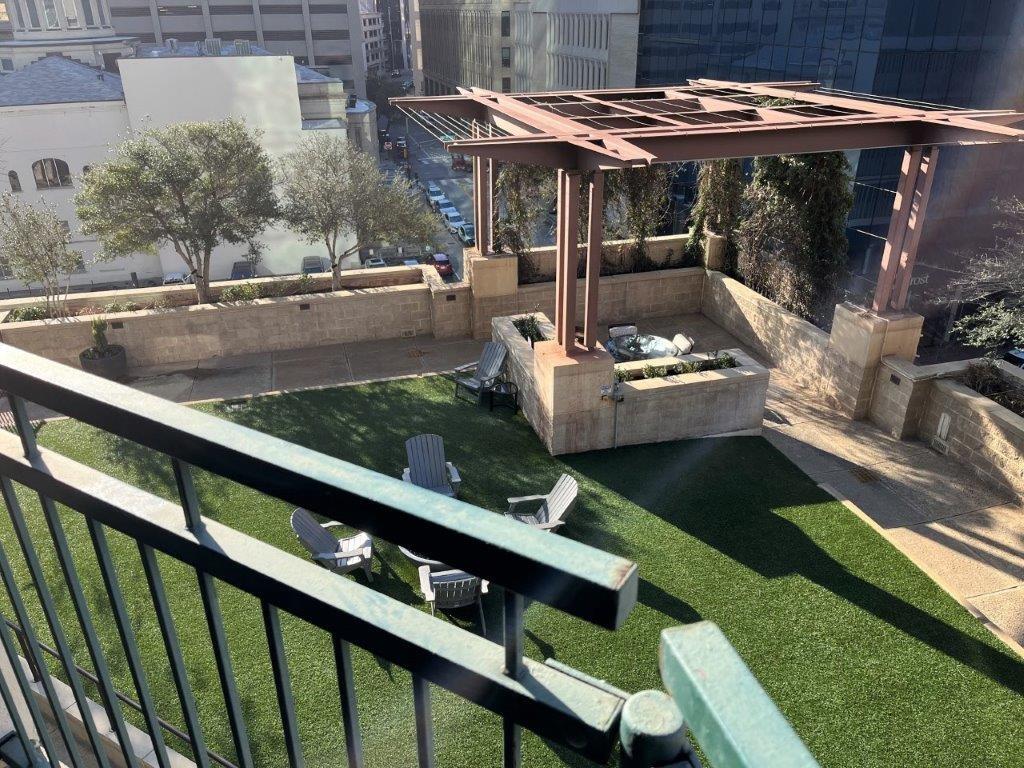 Tower Residential II Condo - Residential Lease