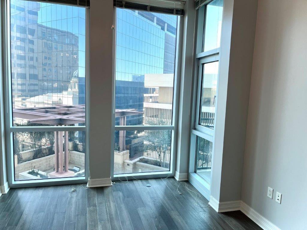 Tower Residential II Condo - Residential Lease