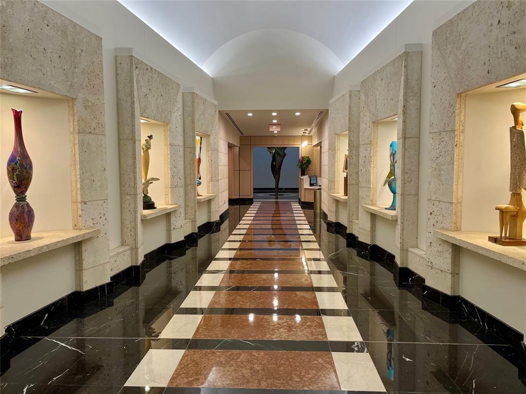 Tower Residential II Condo - Residential Lease