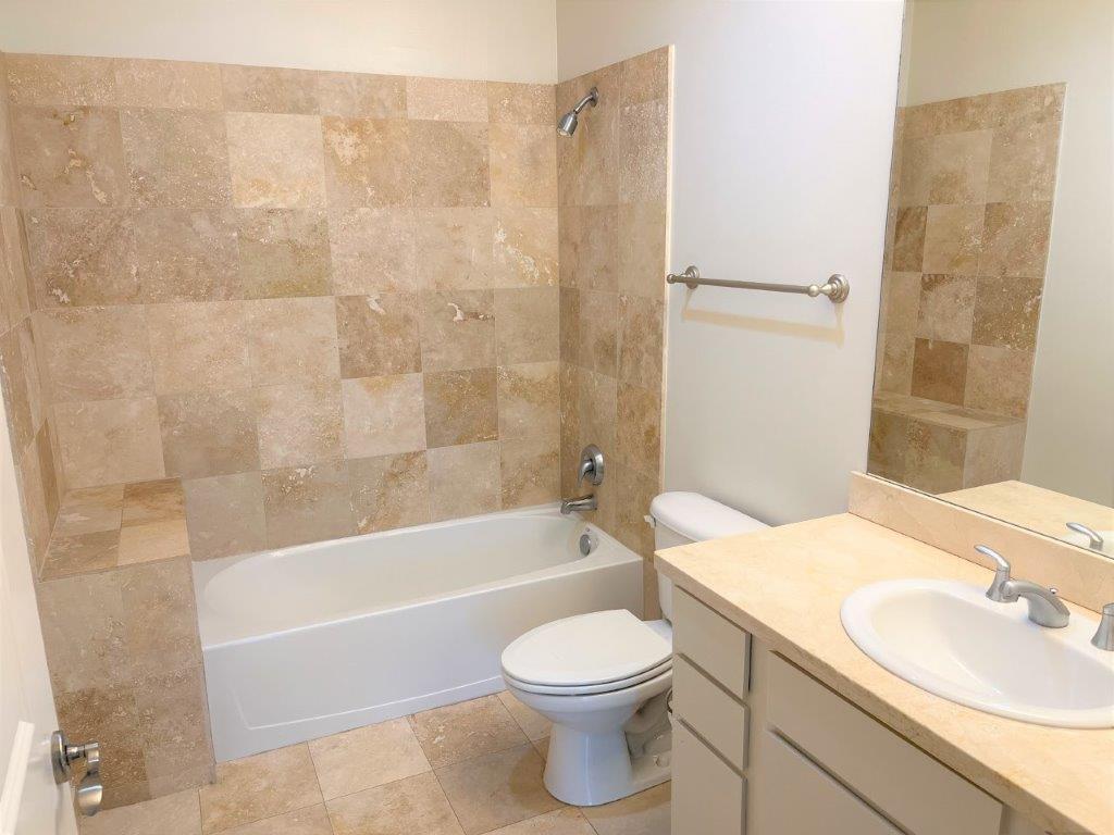 Tower Residential II Condo - Residential Lease