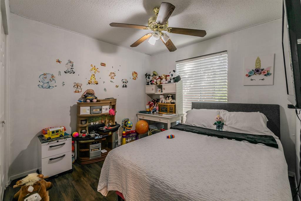 Las Brisas Sub - Residential Lease