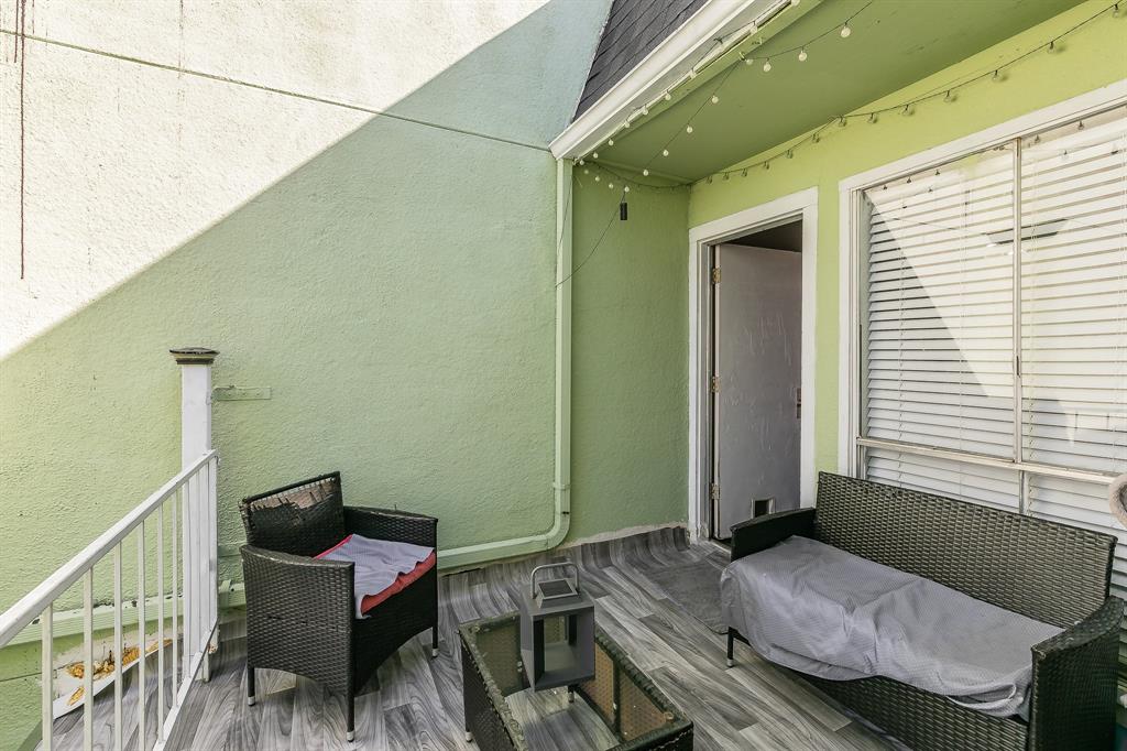 Las Brisas Sub - Residential Lease