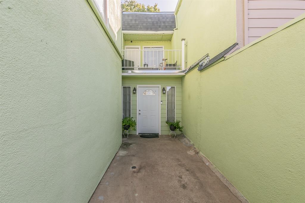 Las Brisas Sub - Residential Lease